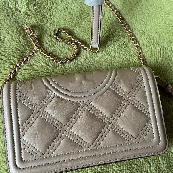 Tory Burch - Picture 2 of 9